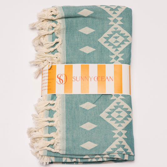 Geometric Retreat Blanket