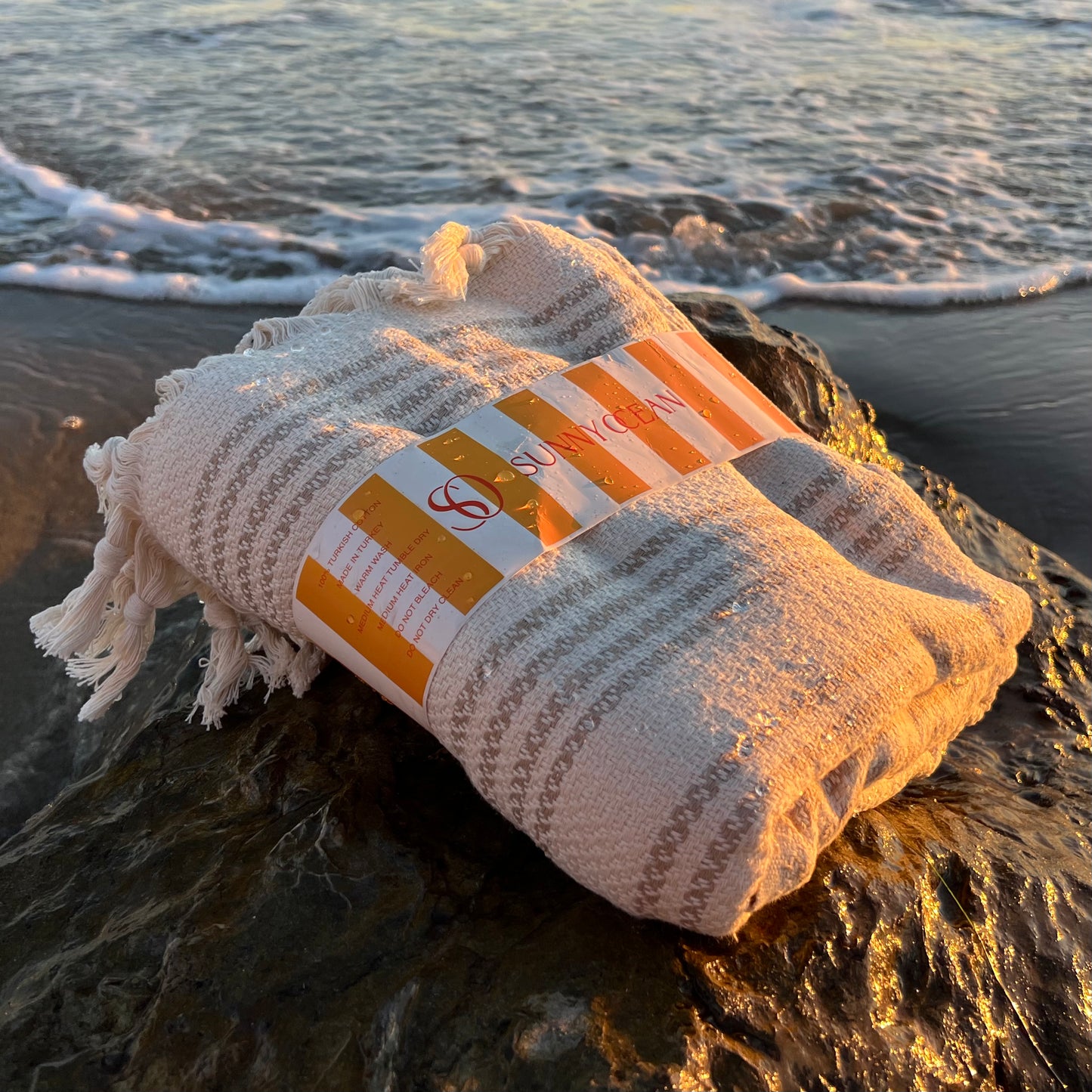 Coconut Coast Blanket