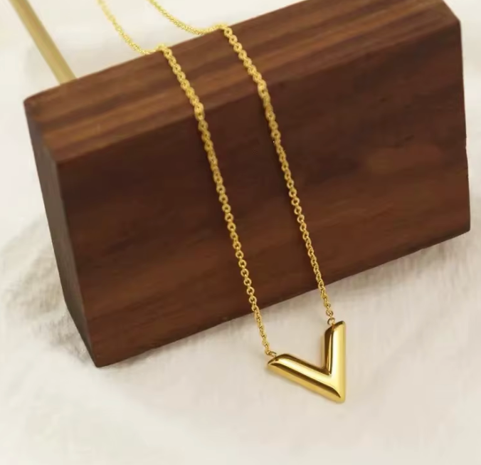V-Shaped Necklace