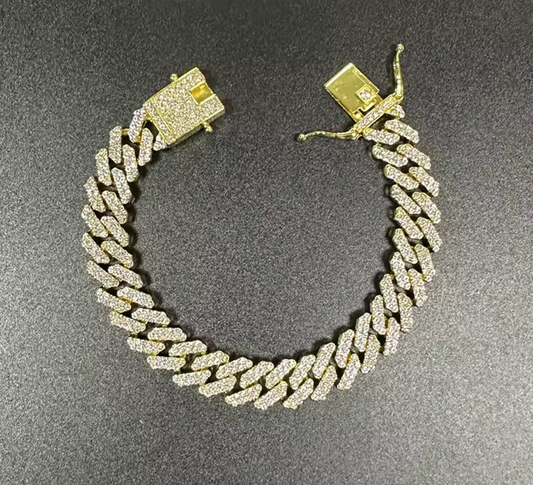 Straight Edge Cuban Link Chain - Snap Buckle