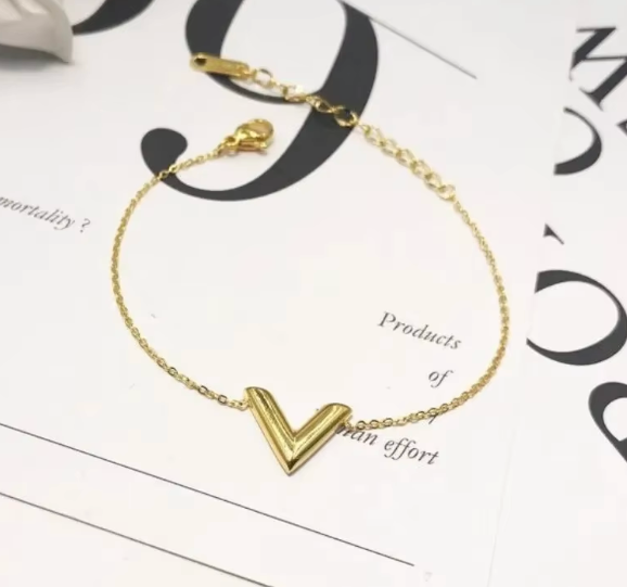 V-Shaped Bracelet
