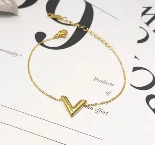 V-Shaped Bracelet